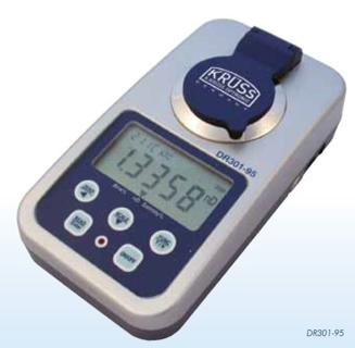 Handrefraktometer DR 301-95