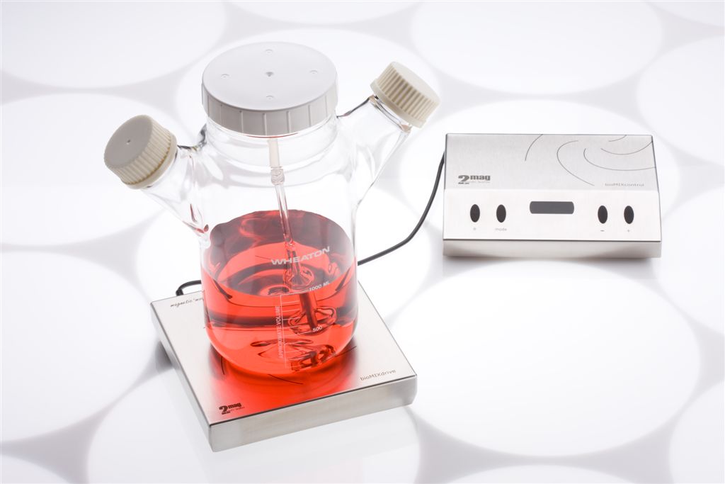 2mag_bioMIXdrive_1_with_bioMIXcontrol.jpg