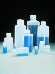 Flaska 125 ml, Typ 2002, smal hals, HDPE, med lock